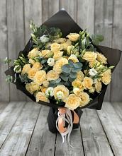 Букет цветов из:  Розы и Лизиантусы #REPLACE_PRED# Березовке