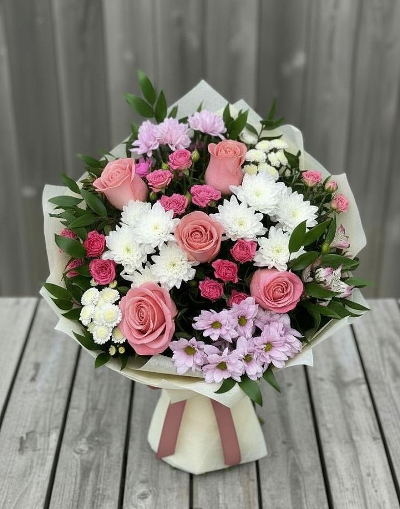 Букет цветов из: Альстромерии, Гвоздики, Розы и Хризантемы в Березовке