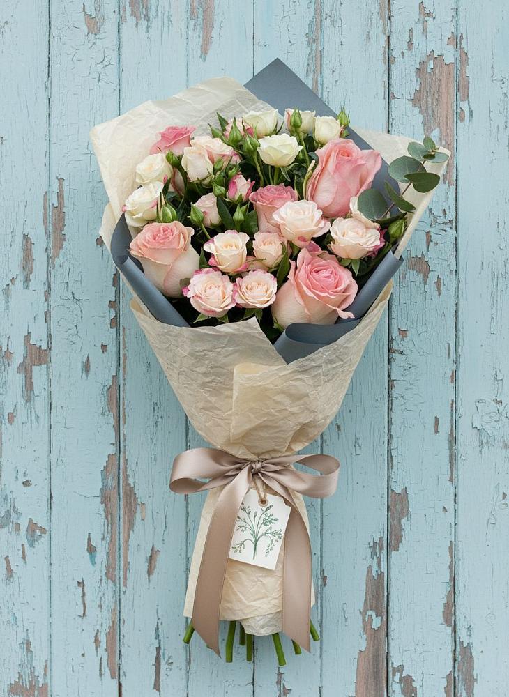 Букет цветов из: Розы в Березовке