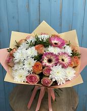 Букет цветов из:  Розы, Герберы и Хризантемы в Березовке