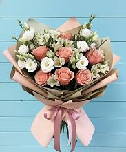 Букет цветов из:  Розы, Альстромерии и Лизиантусы в Березовке