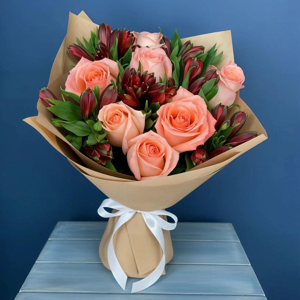 Букет цветов из: Розы и Альстромерии в Березовке