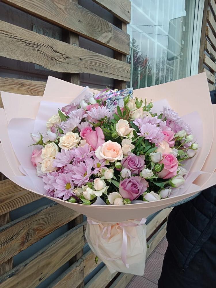 Букет цветов из: Розы и Хризантемы в Березовке