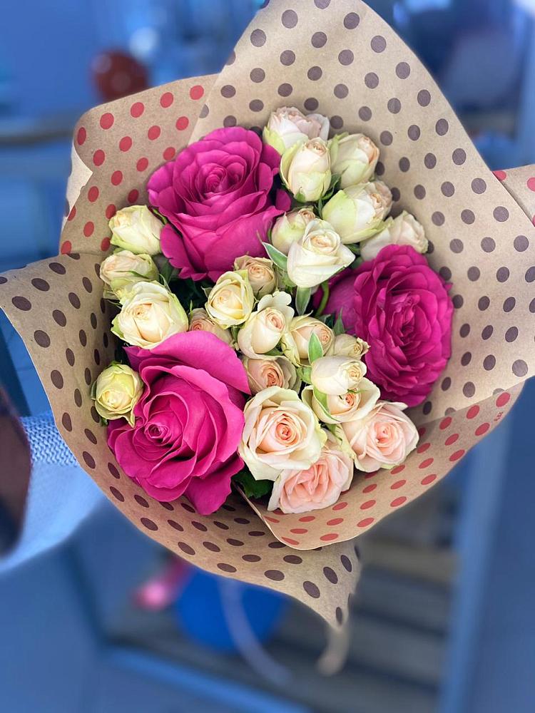 Букет цветов из: Розы в Березовке