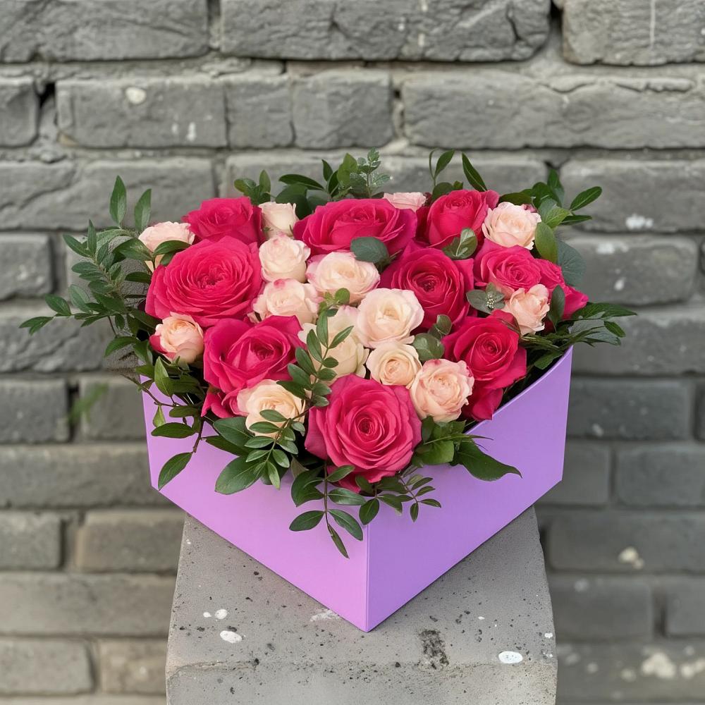 Цветочная композиция из Розы в коробке в Березовке