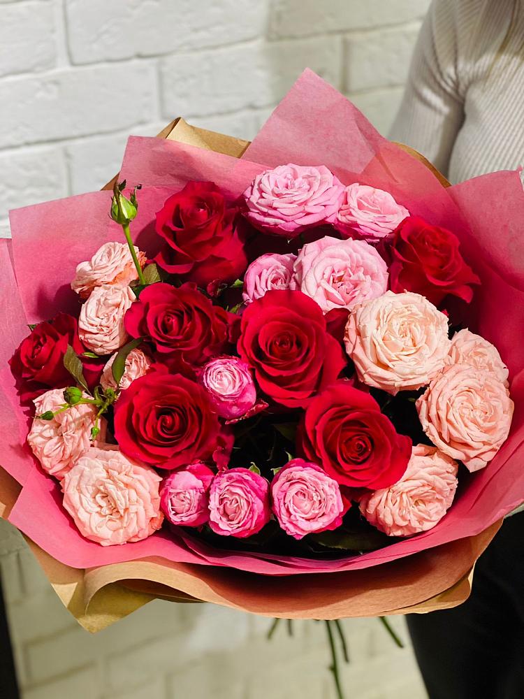 Букет цветов из: Розы в Березовке