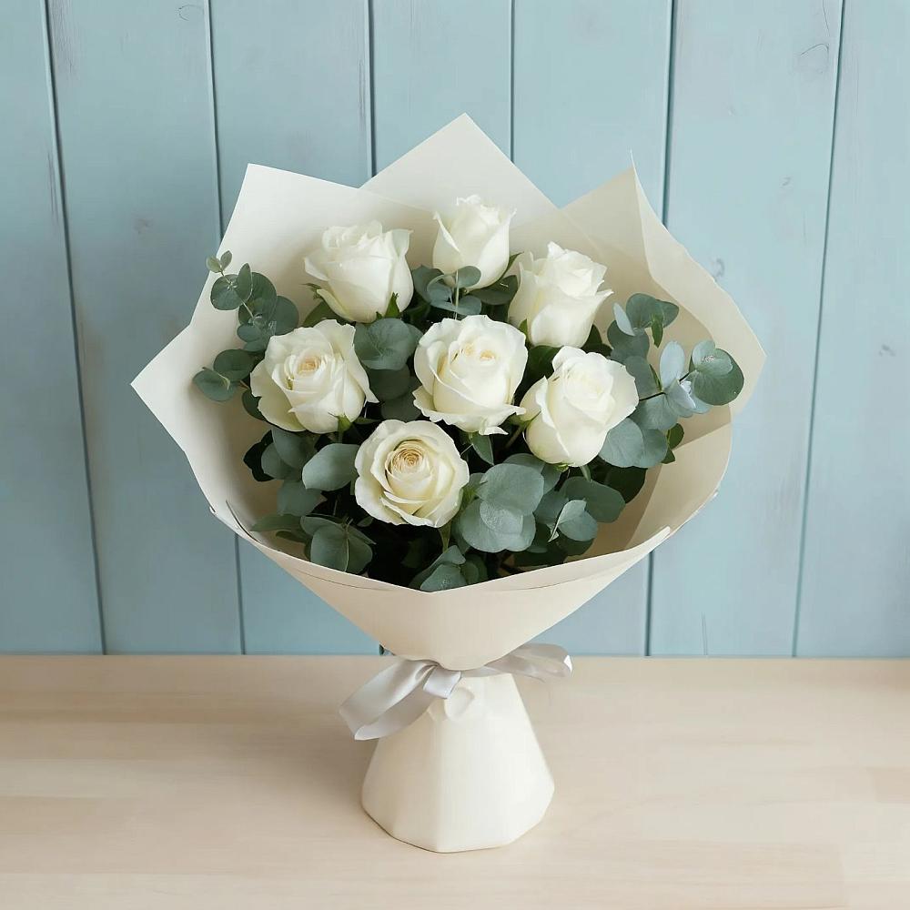 Букет Белые розы в Эвкалипте в Березовке