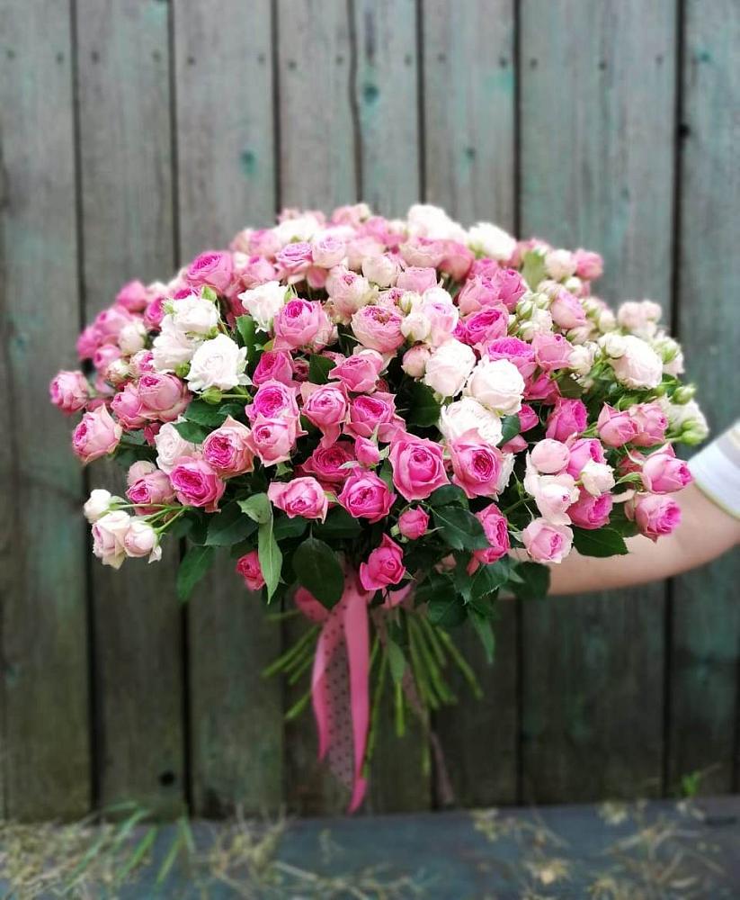 Букет Розовые кустовые розы Натали и Лав Лидия в Березовке