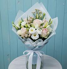 Букет цветов из:  Розы и Лизиантусы в Березовке
