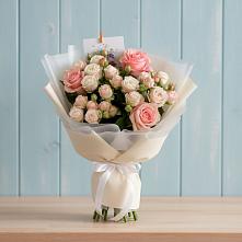 Букет цветов из:  Розы в Березовке