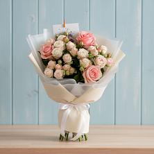 Букет цветов из:  Розы в Березовке