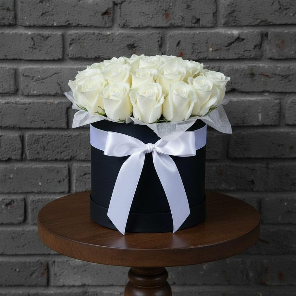 Цветочная композиция из Розы в шляпной коробке в Березовке