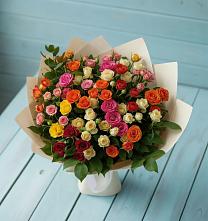 Букет Микс из разноцветных кустовых роз в Березовке